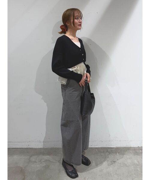 LAGUNAMOON（ラグナムーン）の「カーヴィラインデニムパンツ（デニムパンツ・レディース・グレー/ブルー・MEDIUM/SMALL）」の17枚目の写真