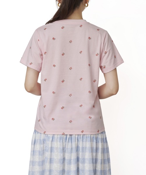 Cath Kidston（キャスキッドソン）の「フラワープリントベーシックTシャツ Rose（Tシャツ/カットソー・レディース・サックスブルー/ホワイト/ライトピンク/ライトイエロー・FREE）」の5枚目の写真
