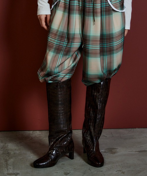 MAISON SPECIAL(メゾンスペシャル)の「Round-Toe Wide Long Boots/ラウンドトゥワイドロングブーツ(ブーツ・レディース・ゴールド/ダークブラウン/ブラック・38/36/37)」の20枚目の写真