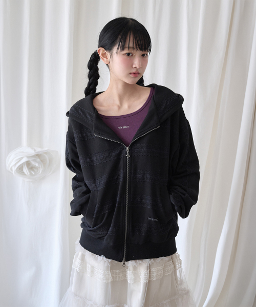 LACED TWOFOLD HOOD ZIP‑UP BLACK — чёрное худи на молнии с шнуровкой и двойной складкой капюшона