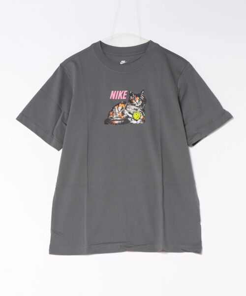 NIKE（ナイキ）の「《NIKEアパレル》ASWNSWSSSPORTCATTEETGPX（Tシャツ/カットソー・レディース・ブラウン系その他/ホワイト/グレー・XL/S/M/L）」の3枚目の写真