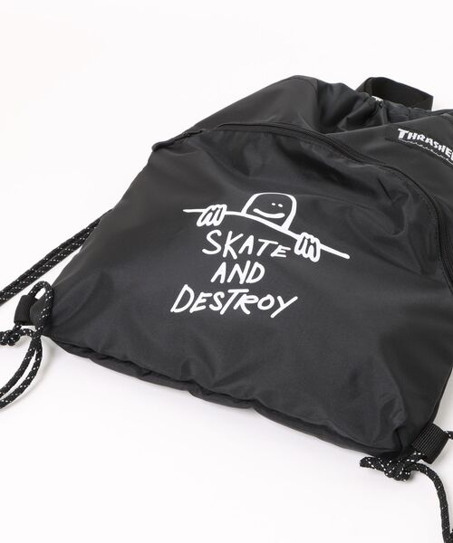 B.I.D.(ビーアイディー)の「《THRASHER》 Knapsack(バックパック/リュック・メンズ・ブラック×ホワイト・FREE)」の3枚目の写真