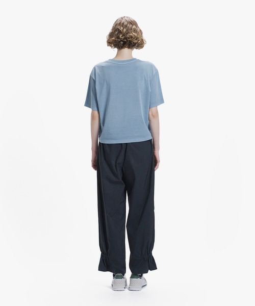 LACOSTE(ラコステ)の「裾ギャザーストレッチワイドパンツ(その他パンツ・レディース・ベージュ・34/36/40)」の6枚目の写真