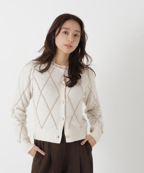 NATURAL BEAUTY BASIC(ナチュラルビューティーベーシック)の「ダイヤラインカーディガン(ニット/セーター・レディース・グレー系その他/ホワイト系その他/ブルー系その他2・FREE)」の11枚目の写真