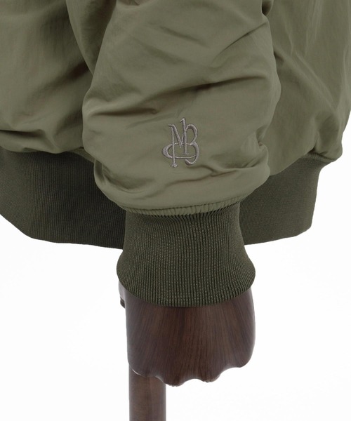Maison code 13(メゾンコードサーティーン)の「mj11802- Nylon Hooded Zip Jacket フーデッドジップジャケット(M26W-08)(その他アウター・メンズ・ブラック/カーキ・S/M/L)」の3枚目の写真