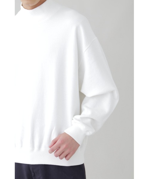 YLEVE(イレーヴ)の「Y / ORGANIC COTTON BLEND HEAVY WEIGHT FLEECE TURTLE NECK(Tシャツ/カットソー・メンズ・ネイビー/ホワイト・1/4)」の9枚目の写真