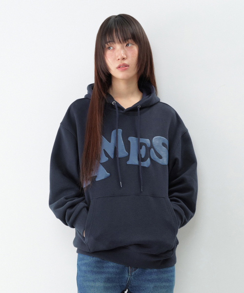 AMESWORLDWIDE(アメスワールドワイド)の「BIG TYPO HOODIE NAVY(パーカー・レディース・その他・SMALL/MEDIUM/LARGE)」の13枚目の写真