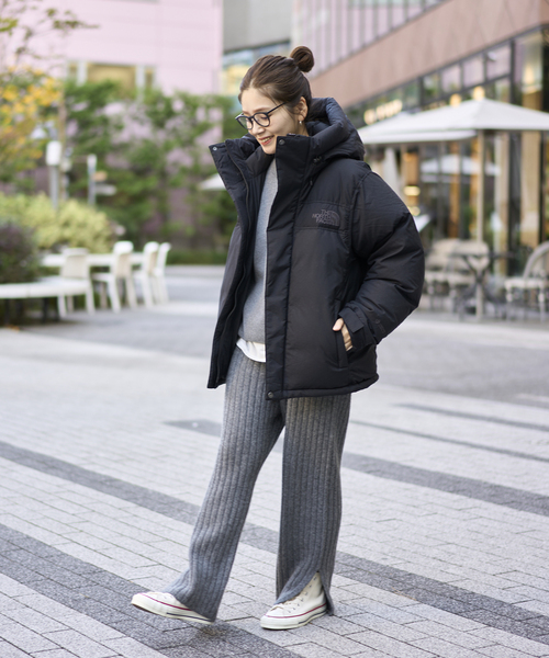 THE NORTH FACE(ザノースフェイス)の「《追加》【THE NORTH FACE】 Alteration Baffs Jacket ダウンジャケット(ダウンジャケット/コート・レディース・ブラック/ベージュ・SMALL/X-SMALL)」の3枚目の写真