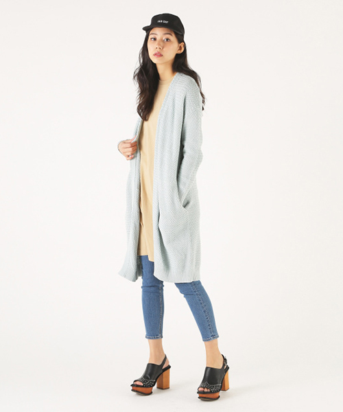 MOUSSY（マウジー）の「Jagged stitch CD（カーディガン/ボレロ・レディース・ライトブルー/ライトグレー/ホワイト・FREE）」の3枚目の写真