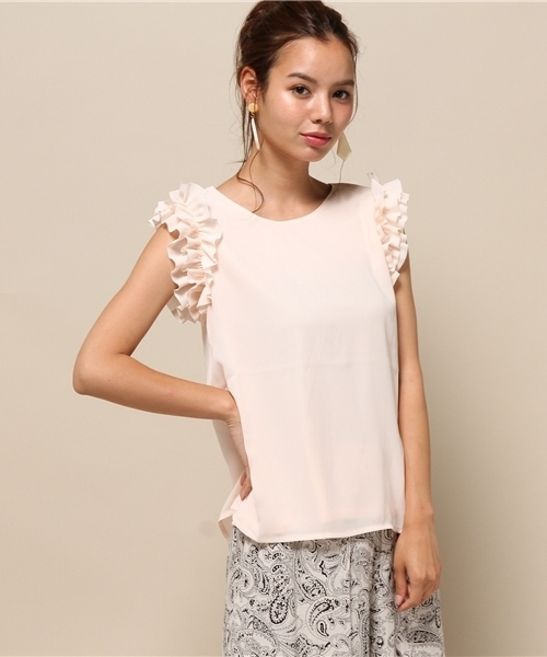 MIIA（ミーア）の「フリルノースリブラウス（シャツ/ブラウス・レディース・ブラック/イエロー/オフホワイト/グリーン/ピンク・FREE）」の5枚目の写真