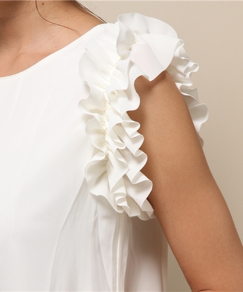 MIIA（ミーア）の「フリルノースリブラウス（シャツ/ブラウス・レディース・ブラック/イエロー/オフホワイト/グリーン/ピンク・FREE）」の11枚目の写真