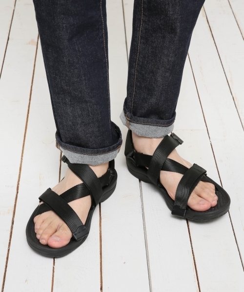 GLOBAL WORK(グローバルワーク)の「トレイルサンダル/743190(サンダル・メンズ・ネイビー/ブラウン/ブラック/カーキ/イエロー/レッド/ブルー・LARGE/MEDIUM)」の1枚目の写真