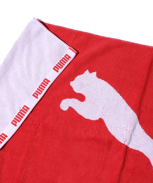 PUMA（プーマ）の「バスタオル（スポーツグッズ・メンズ・ブラック/レッド・フリー）」の3枚目の写真