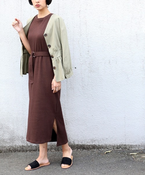 classicalelf（クラシカルエルフ）の「リネン混ミドル丈無地サマージャケット(7分袖)（ブルゾン・レディース・ネイビー/キナリ/イエロー/カーキ・MEDIUM/X-LARGE/LARGE）」の19枚目の写真