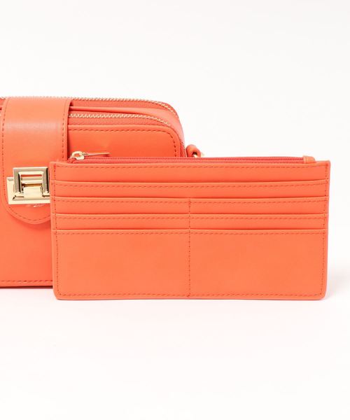 NATURAL BEAUTY BASIC（ナチュラルビューティーベーシック）の「パーソナルウォレットショルダー（ショルダーバッグ・レディース・ネイビー/オフホワイト/オレンジ/キャメル・ﾌﾘ-）」の15枚目の写真