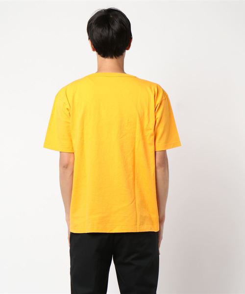 ADAM ET ROPE'（アダムエロペ）の「【Champion】US T-SHIRT（Tシャツ/カットソー・メンズ・ダークグリーン/パープル/イエロー/グレー・L/M/X-LARGE）」の5枚目の写真
