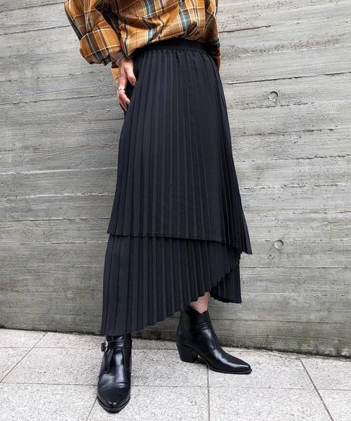 PAGEBOY（ページボーイ）の「ラッププリーツレイヤースカート（スカート・レディース・ブラック/グレイッシュベージュ・FREE）」の2枚目の写真