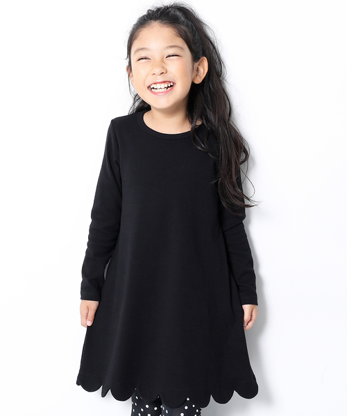 devirock（デビロック）の「スカラップ長袖ワンピース（ワンピース・キッズ・ブラック/ネイビー/杢グレー/キャメル/ホワイト×ネイビー/ネイビー×ホワイト/ベージュ×ブラック・80ｃｍ/90cm/110cm/100cm/120cm/130cm/140cm/150cm/160cm）」の3枚目の写真