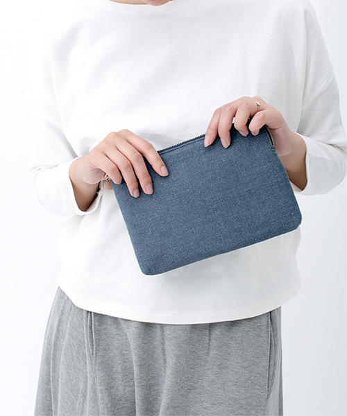 NANO universe（ナノユニバース）の「リゾート柄クラッチ 3点セット（クラッチバッグ・レディース・ブラウン/ベージュ/ブルー・FREE）」の11枚目の写真