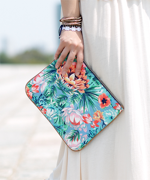 NANO universe（ナノユニバース）の「リゾート柄クラッチ 3点セット（クラッチバッグ・レディース・ブラウン/ベージュ/ブルー・FREE）」の15枚目の写真