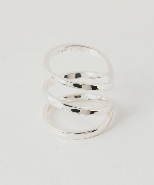 Soierie（ソワリー）の「＜Soierie（ソワリー）＞HELICAL リング（リング・レディース・シルバー・FREE）」の4枚目の写真