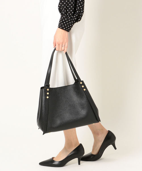 MARCO BIANCHINI(マルコビアンチーニ)の「MARCO BIANCHINI:スタッズトート◇(トートバッグ・レディース・ブラック/ベージュ・ONE SIZE)」の13枚目の写真