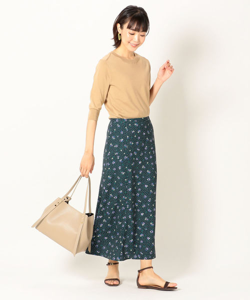 MARCO BIANCHINI(マルコビアンチーニ)の「MARCO BIANCHINI:スタッズトート◇(トートバッグ・レディース・ブラック/ベージュ・ONE SIZE)」の3枚目の写真