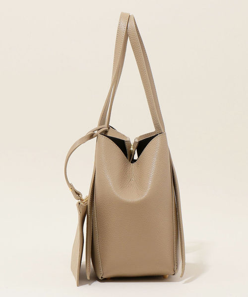 MARCO BIANCHINI(マルコビアンチーニ)の「MARCO BIANCHINI:スタッズトート◇(トートバッグ・レディース・ブラック/ベージュ・ONE SIZE)」の8枚目の写真