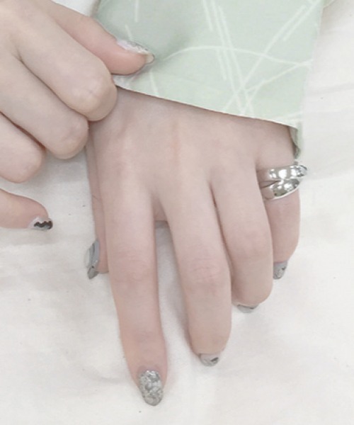 LOWRYS FARM（ローリーズファーム）の「ピンキーリング　885975（リング・レディース・その他1/その他2/その他3・FREE）」の2枚目の写真