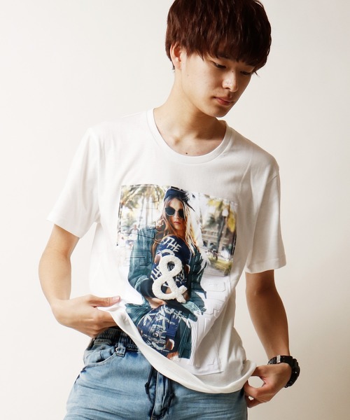 in the attic(インジアティック)の「【in the attic】フォトプリント半袖Tシャツ(Tシャツ/カットソー・メンズ・ホワイト/ブラック/ベージュ/マルチ/ホワイト系その他/ブラック系その他/ベージュ系その他/ホワイト系その他2/ブラック系その他2/ホワイト系その他3/ブラック系その他3/ホワイト系その他4/ブラック系その他4/ホワイト系その他5/ブラック系その他5・M/L)」の6枚目の写真