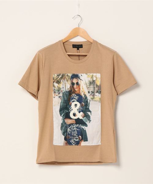 in the attic(インジアティック)の「【in the attic】フォトプリント半袖Tシャツ(Tシャツ/カットソー・メンズ・ホワイト/ブラック/ベージュ/マルチ/ホワイト系その他/ブラック系その他/ベージュ系その他/ホワイト系その他2/ブラック系その他2/ホワイト系その他3/ブラック系その他3/ホワイト系その他4/ブラック系その他4/ホワイト系その他5/ブラック系その他5・M/L)」の22枚目の写真