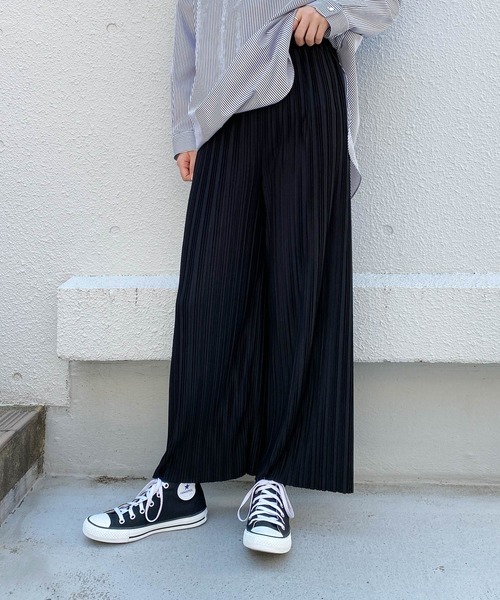 PICCIN（ピッチン）の「ナロープリーツパンツ（その他パンツ・レディース・チャコールグレー/ブラック/ブラウン・M）」の21枚目の写真