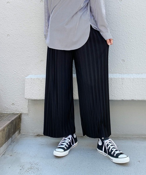 PICCIN（ピッチン）の「ナロープリーツパンツ（その他パンツ・レディース・チャコールグレー/ブラック/ブラウン・M）」の22枚目の写真