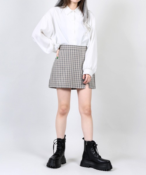 DING（ディング）の「DING/ボリューム袖シャツ（シャツ/ブラウス・レディース・ブラック/ベージュ/ピンク/ホワイト・FREE）」の9枚目の写真