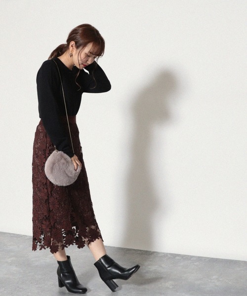 Cheek(チーク)の「スエードレースタイトスカート(スカート・レディース・ブラック/ブラウン/ベージュ・MEDIUM)」の17枚目の写真