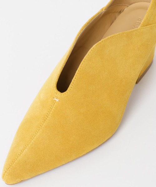 KBF（ケイビーエフ）の「ポインテッドトゥスエードブーティ（ブーツ・レディース・イエロー/ブラウン/グレー系その他・36/38/37）」の5枚目の写真