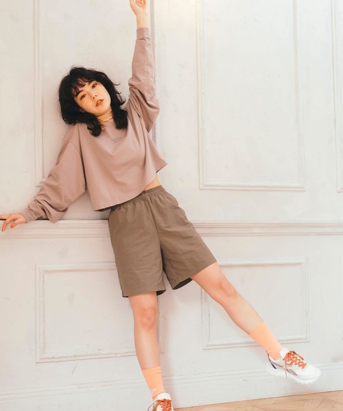 Reebok(リーボック)の「クラシックス ファウンデーション ベクター ロングスリーブ シャツ / Classics Foundation Vector Long Sleeve Shirt(Tシャツ/カットソー・レディース・ライトグレー/ブラック・SMALL/LARGE/X-LARGE/MEDIUM)」の3枚目の写真