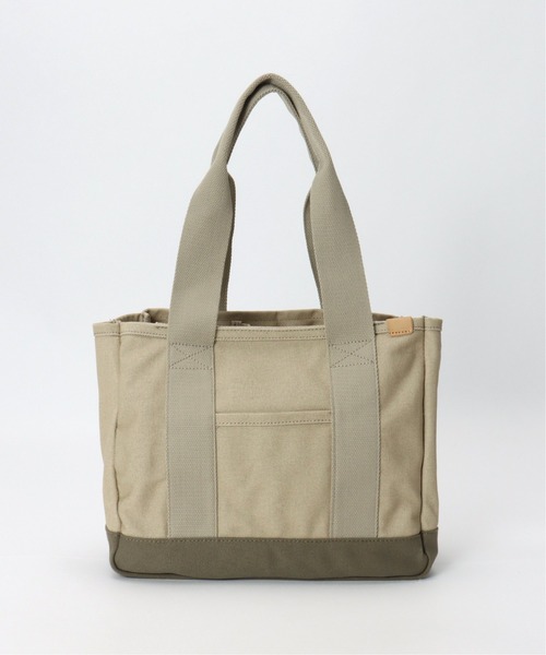 LBC（エルビーシー）の「キャンバス仕切りA4トートバッグ（トートバッグ・レディース・ブラック/ベージュ/ネイビー/カーキブラウン・FREE）」の3枚目の写真