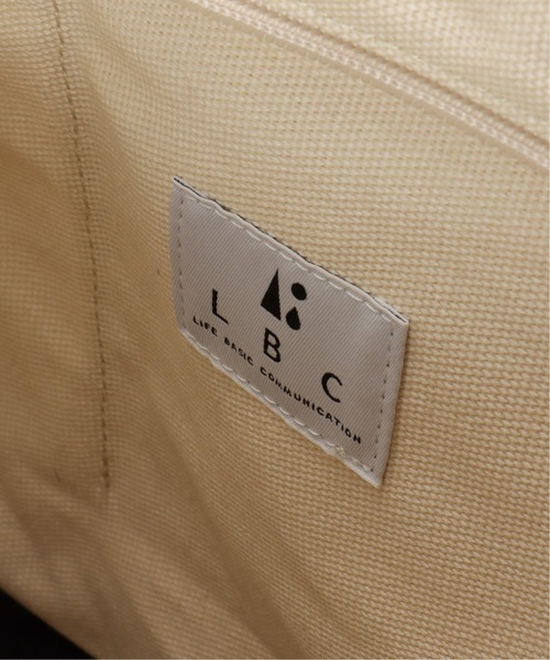 LBC（エルビーシー）の「キャンバス仕切りA4トートバッグ（トートバッグ・レディース・ブラック/ベージュ/ネイビー/カーキブラウン・FREE）」の12枚目の写真