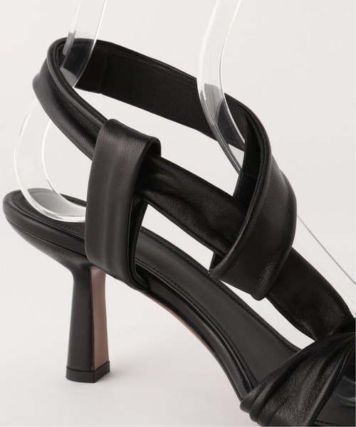 Deuxieme Classe（ドゥーズィエムクラス）の「*【NEOUS/ネオアス】 フラットストラップサンダル(8CM)（サンダル・レディース・ブラック・37/36/35/38/39）」の6枚目の写真