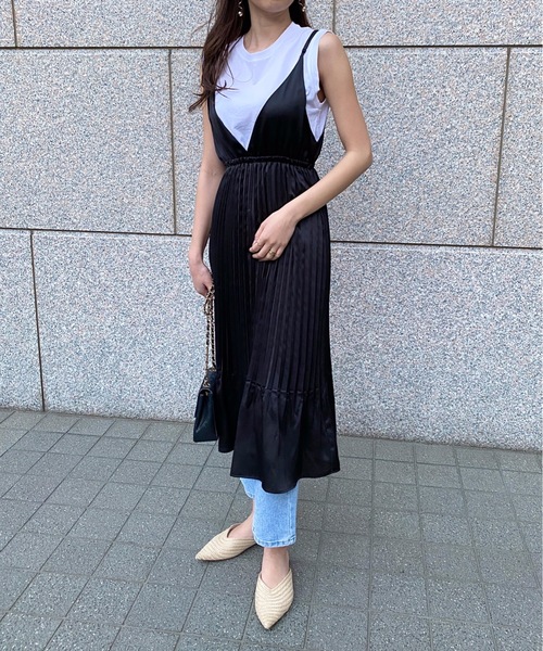 セール プリーツサテンキャミワンピース ワンピース Stylesea スタイルシー のファッション通販 Zozotown