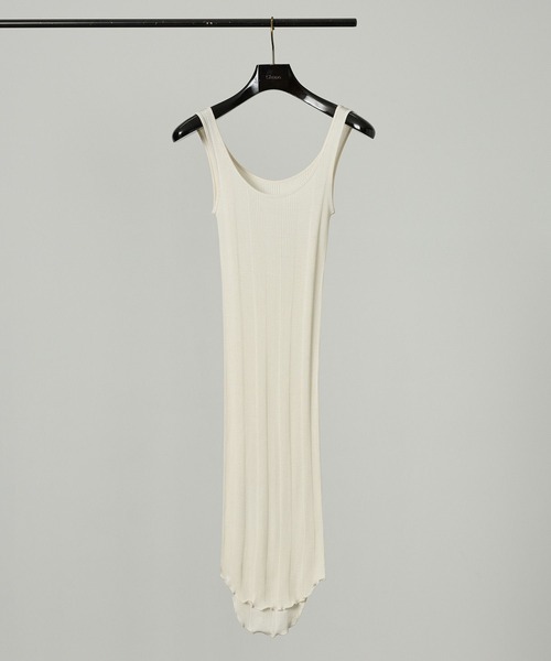 Chaos（カオス）の「Chaos(カオス)/シルクマルドウロングタンクトップ（タンクトップ・レディース・ブラック/ベージュ/モカ/チャコールグレー/ホワイト・FREE）」の16枚目の写真