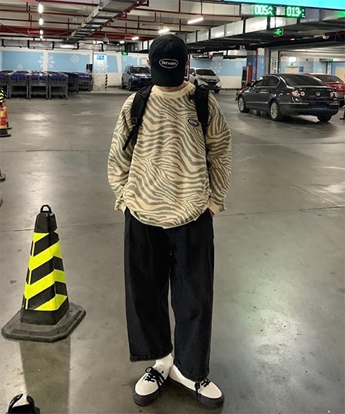 WESTBOY（ウエストボーイ）の「【WB ORIGINALS】 Zebra Printed Long-sleeve Sweat WO21W06TP（ニット/セーター・メンズ・ホワイト/グレー/カーキ・M/L/XL）」の6枚目の写真