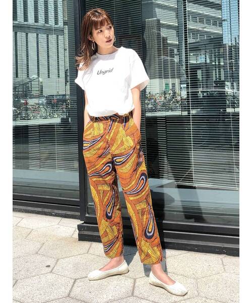 Ungrid（アングリッド）の「【10周年限定】UngridロゴTee（Tシャツ/カットソー・レディース・オフホワイト/チャコールグレー/ベージュ・FREE）」の5枚目の写真