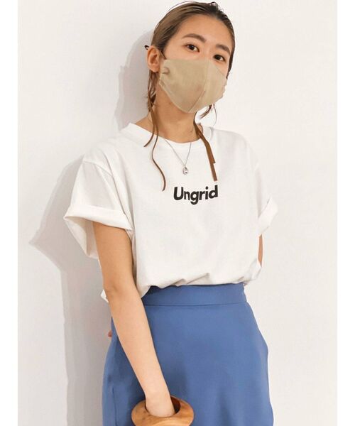 Ungrid（アングリッド）の「【10周年限定】UngridロゴTee（Tシャツ/カットソー・レディース・オフホワイト/チャコールグレー/ベージュ・FREE）」の18枚目の写真