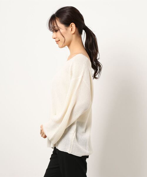 INNOCENT BLUE（イノセントブルー）の「【innocent blue/イノセントブルー】スカシアミニットトップス　フレアスリーブ　ビッグシルエット（Tシャツ/カットソー・レディース・ブラック/パープル/ブルー/ライトブラウン/アイボリー/ライトベージュ・MEDIUM）」の8枚目の写真