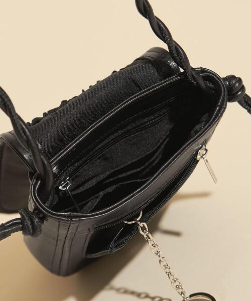 BEAUTY&YOUTH UNITED ARROWS（ビューティーアンドユースユナイテッドアローズ）の「BY∴ レザーフラップツイストショルダーバッグ（ショルダーバッグ・レディース・ライトグレー/ブラック・FREE）」の19枚目の写真