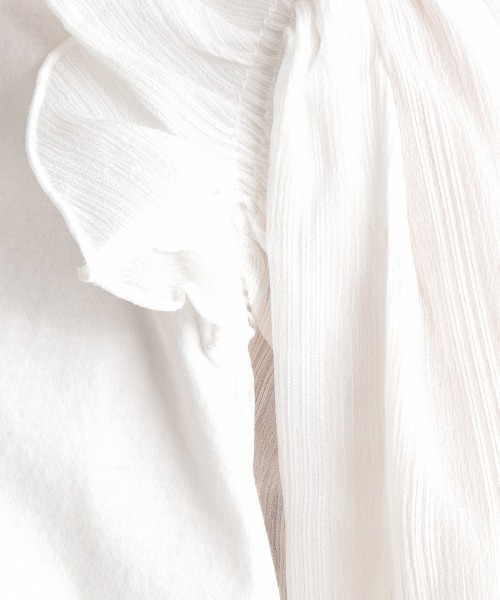 Andemiu（アンデミュウ）の「ソデシアーフリルカットソー947459（Tシャツ/カットソー・レディース・オフホワイト/ブラック/ブルー・FREE）」の12枚目の写真