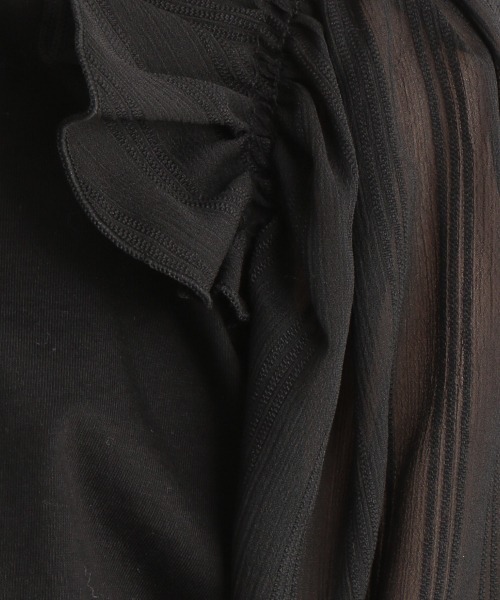 Andemiu（アンデミュウ）の「ソデシアーフリルカットソー947459（Tシャツ/カットソー・レディース・オフホワイト/ブラック/ブルー・FREE）」の15枚目の写真