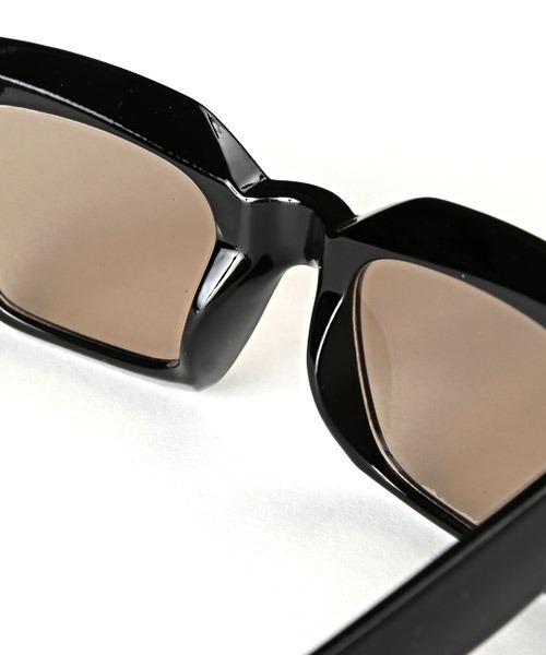 ESCADA ◆オーバーサイズ ブラック サングラス type5_600x600_crop_center.png?
